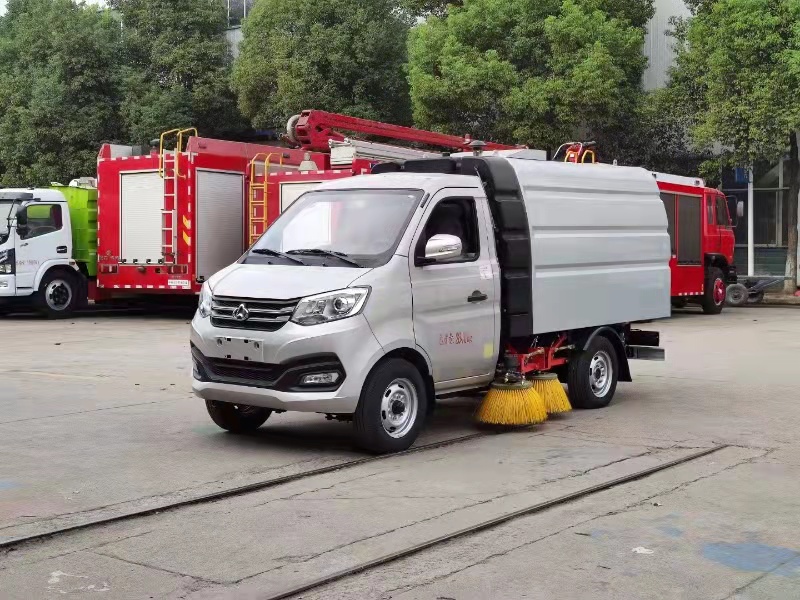 長安3方掃路車